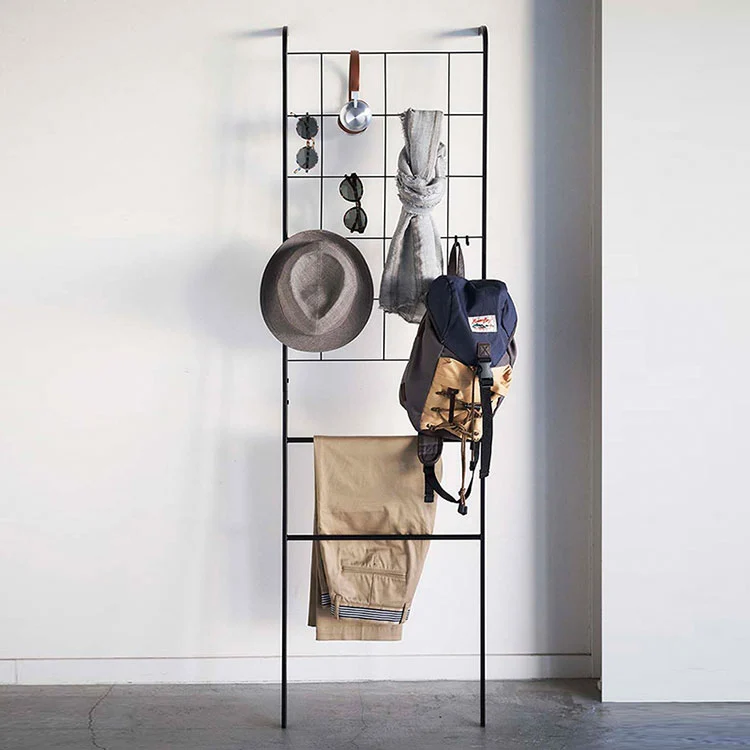 قفسه حوله ای فلزی حمام